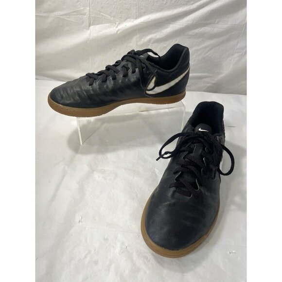 Nike Tiempo X Indoor Soccer Shoes Black/Gold Boys Size 6 Y 897735-002 - Picture 6 of 15